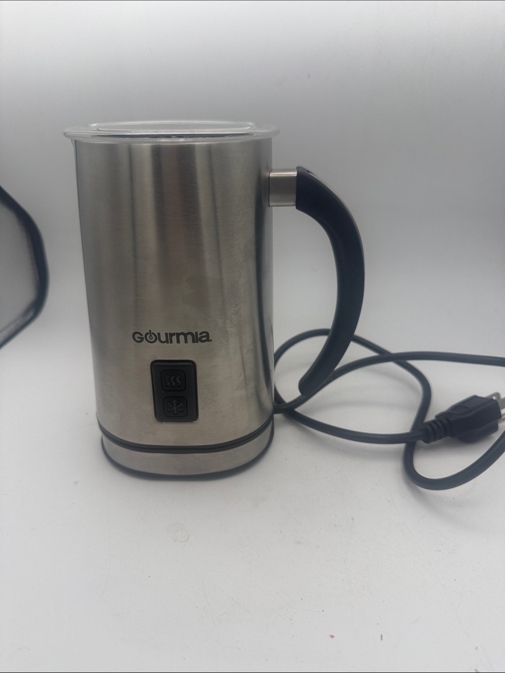 Gourmia Stainless Steel Electric Milk Frother Silver & Black works great